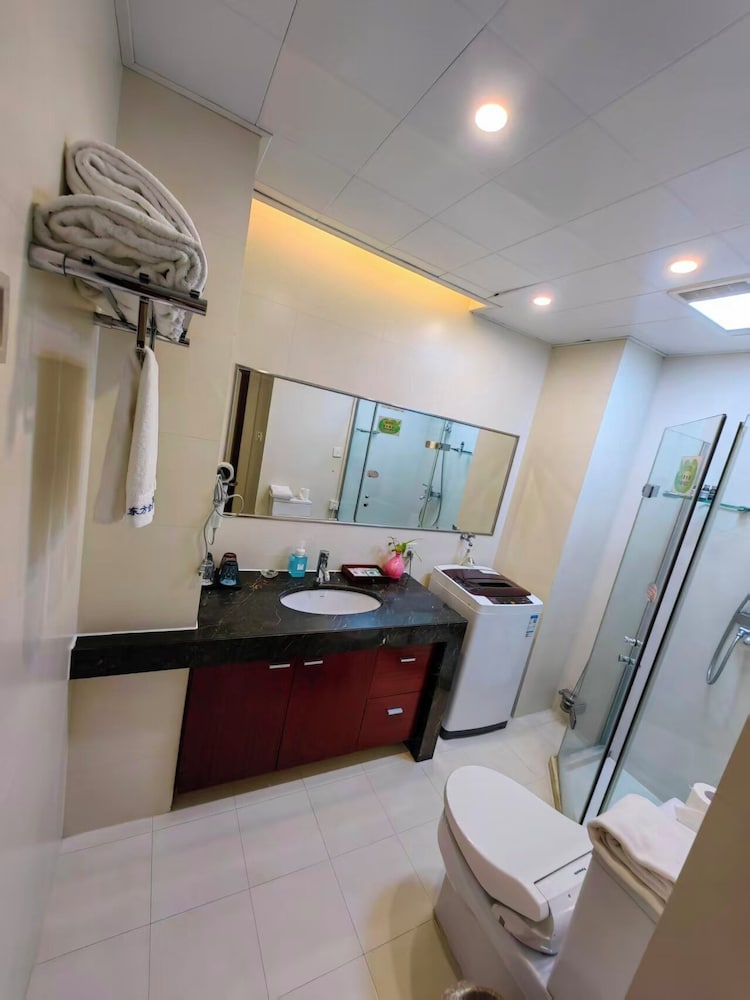 Фото Eastking Business Hotel
