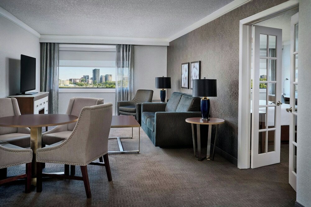 Фото Sheraton Laval Hotel