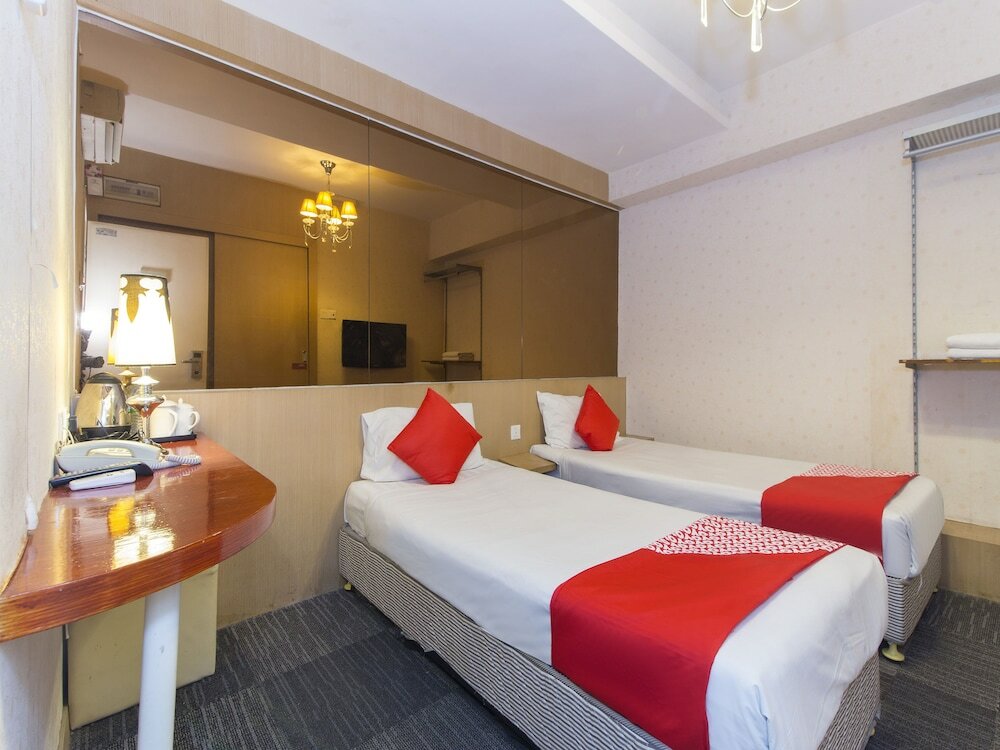 Фото The Crown Borneo Hotel