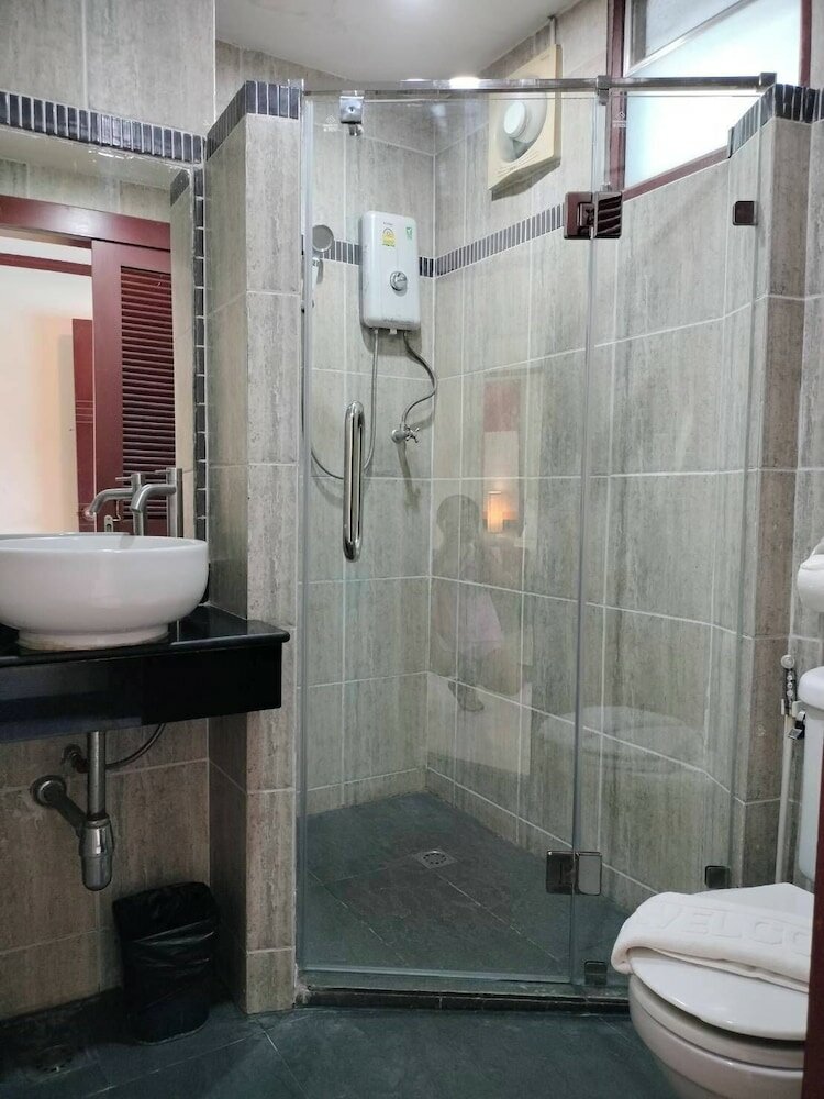 Фото Khon Kaen Orchid Hotel