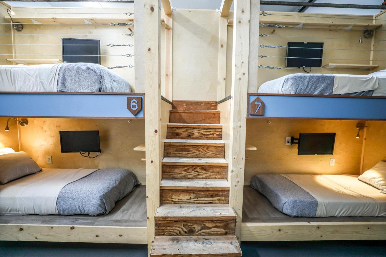 Фото Podshare San Francisco Marina - Hostel