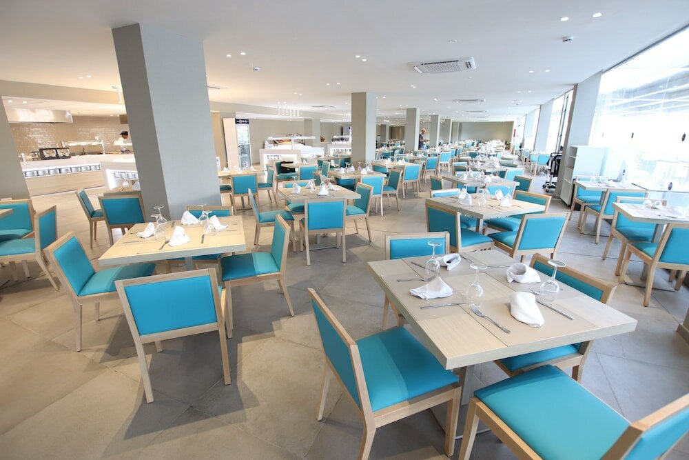 Фото Hotel Roquetas El Palmeral by Pierre & Vacances