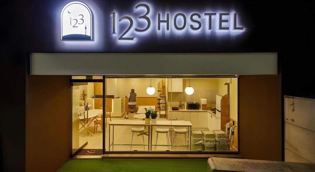 Фото 123 Hostel