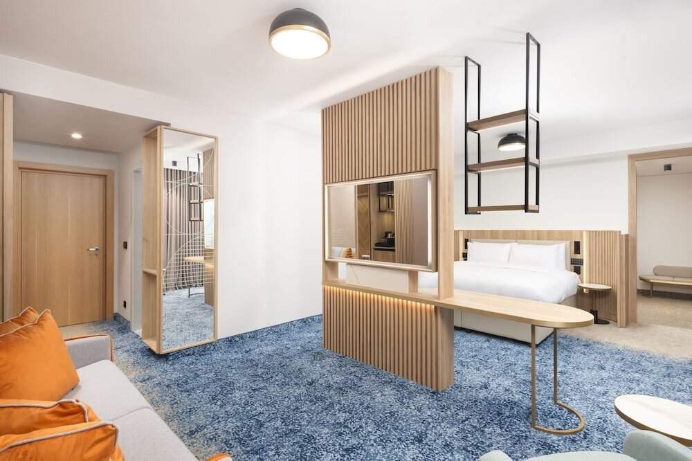 Фото Courtyard by Marriott Cluj-Napoca Downtown