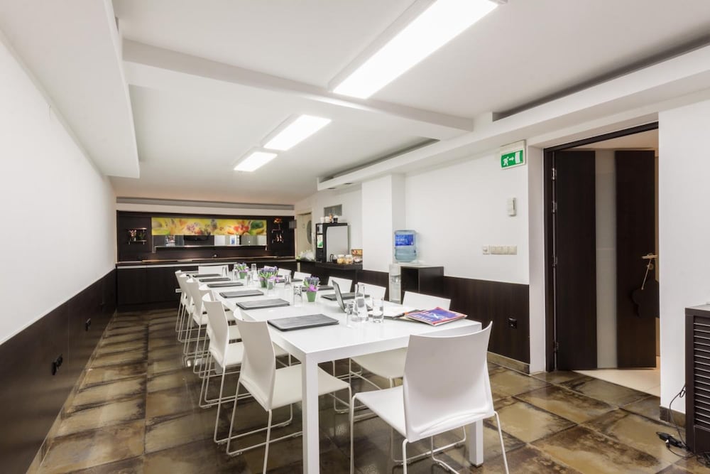 Фото City Boutique Hotel