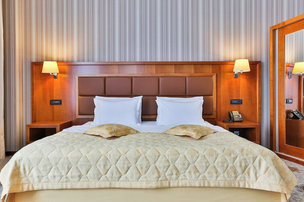 Фото Kings Park Hotel