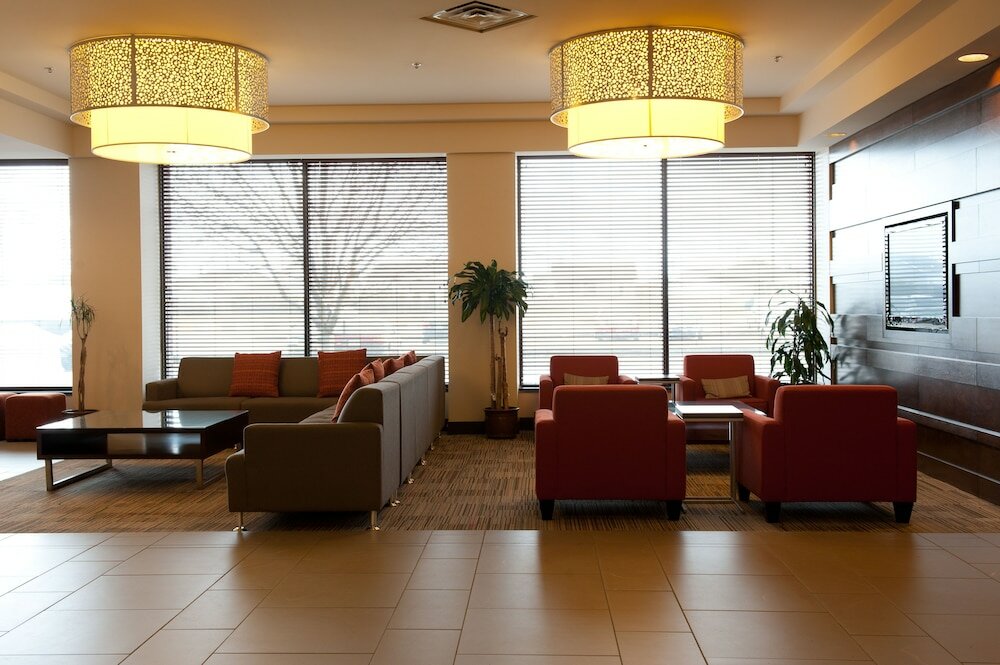 Фото Delta Hotels by Marriott Saguenay Conference Centre