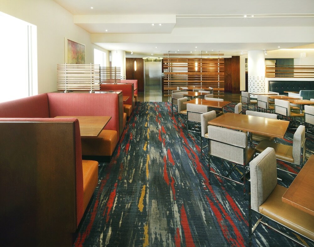 Фото Holiday Inn Express and Suites Fisherman's Wharf, an Ihg Hotel