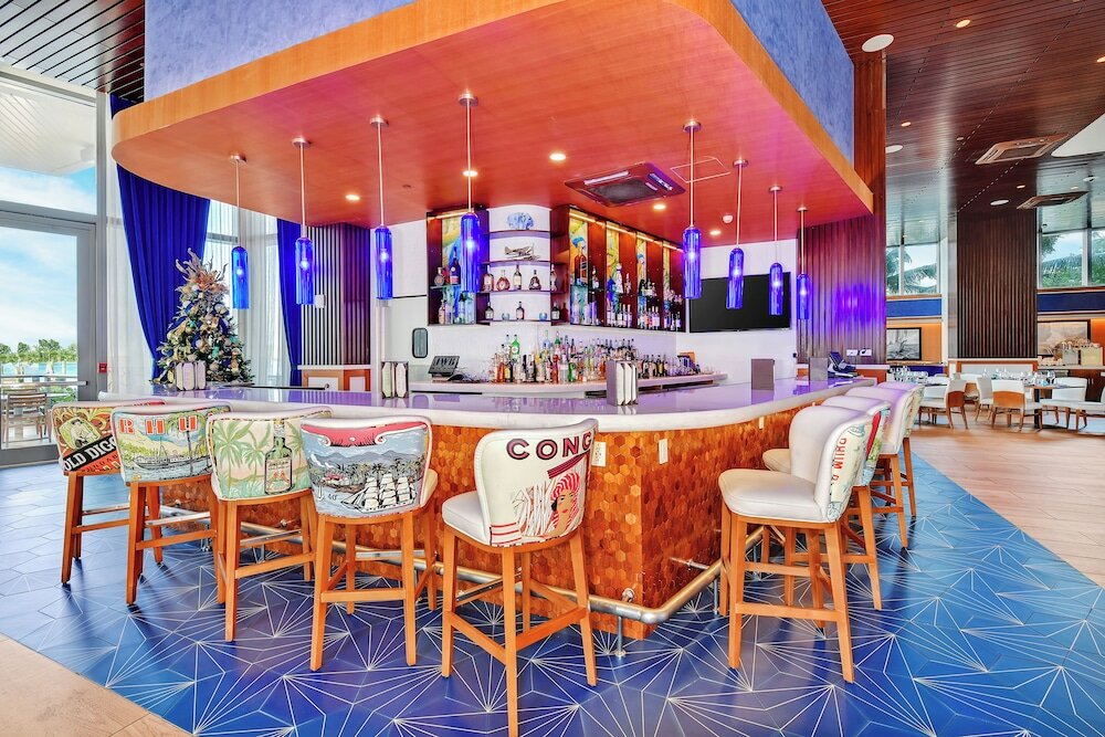 Фото Margaritaville Beach Resort Nassau