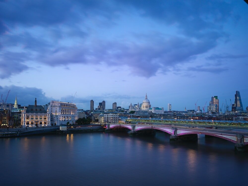 Фото Sea Containers London