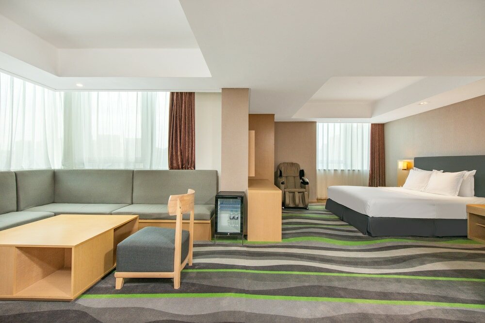 Фото Holiday Inn Express Jinan High-Tech Zone, an Ihg Hotel