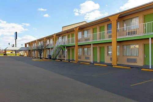 Гостиница Econo Lodge Waco North I-35 в Лейси-Лейквью