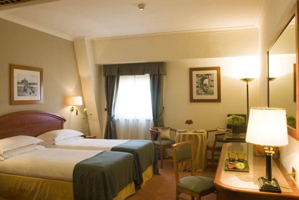 Фото Starhotels Metropole