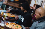 Camorra (Suvorova Street, 21/28) ، محل صنع البيتزا