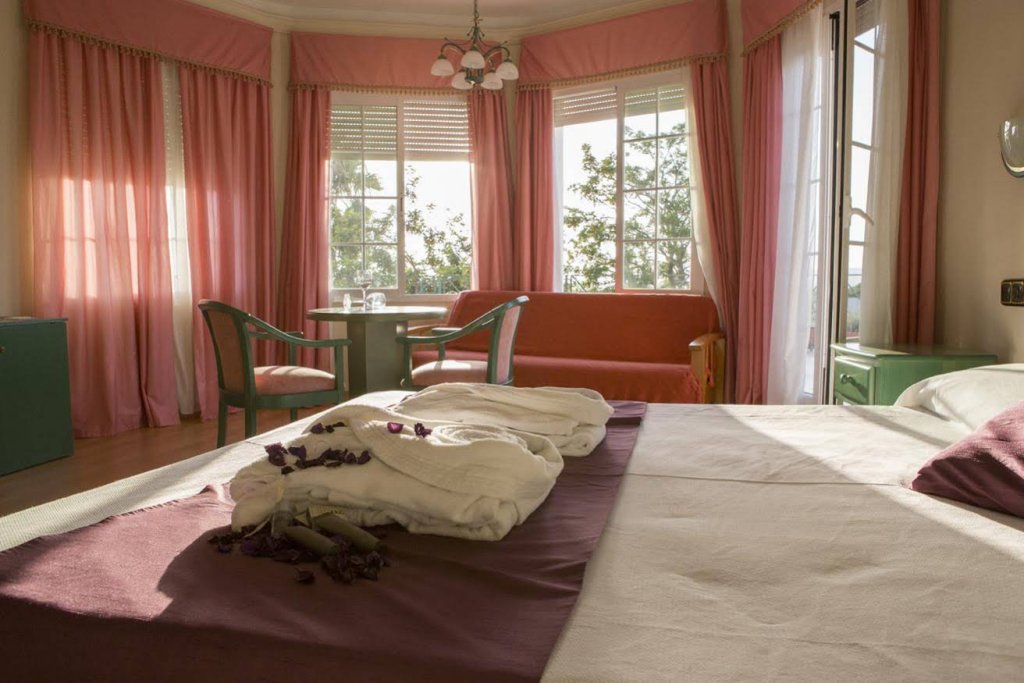 Фото Hotel Mitra