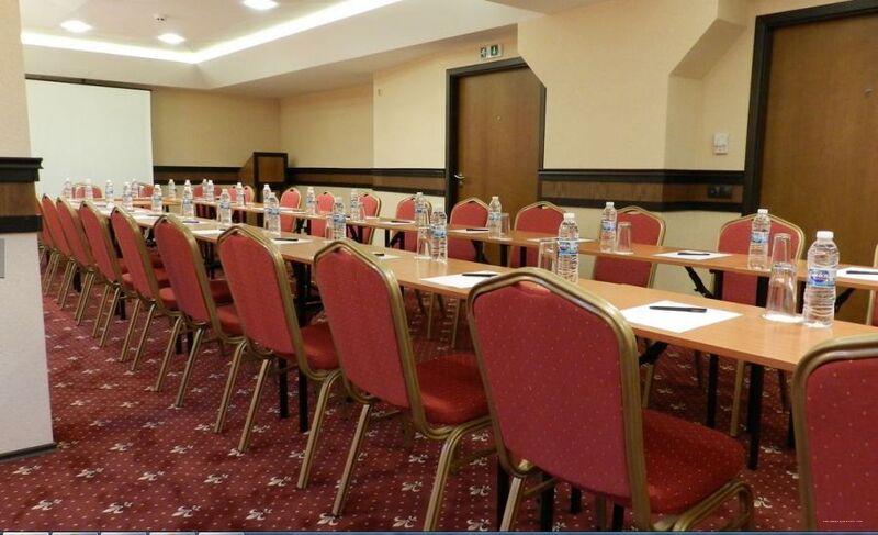 Фото Best Western Plus Bristol Hotel