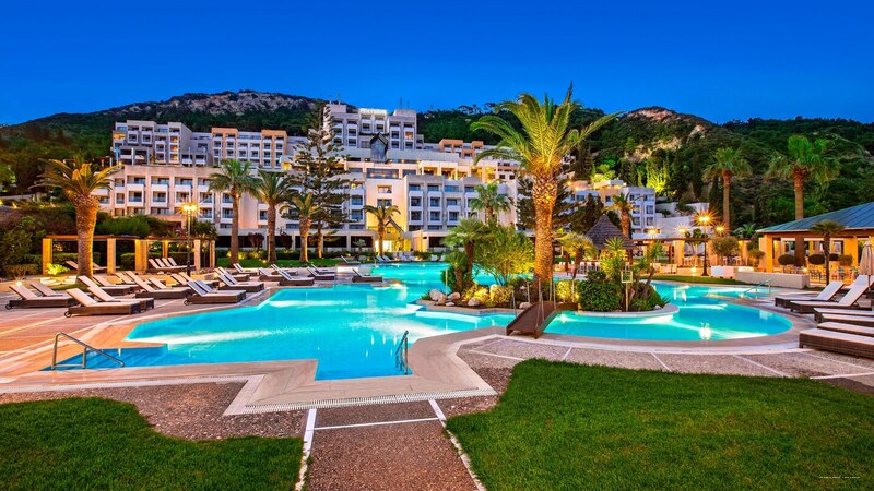 Фото отеля 2