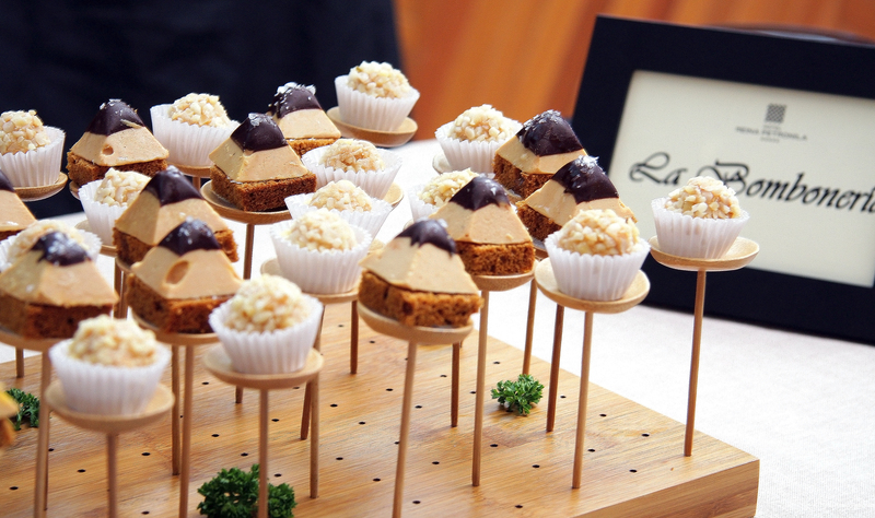 Фото Reina Petronila