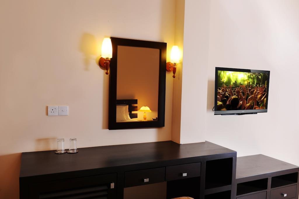 Фото Sanoreech Hotel