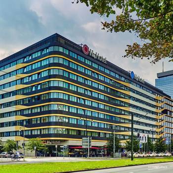 Фото H+ Hotel Lubeck