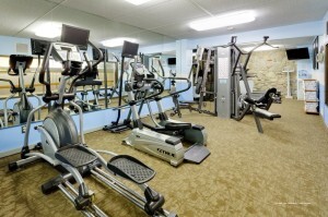 Фото Holiday Inn Westbury - Long Island, an Ihg Hotel