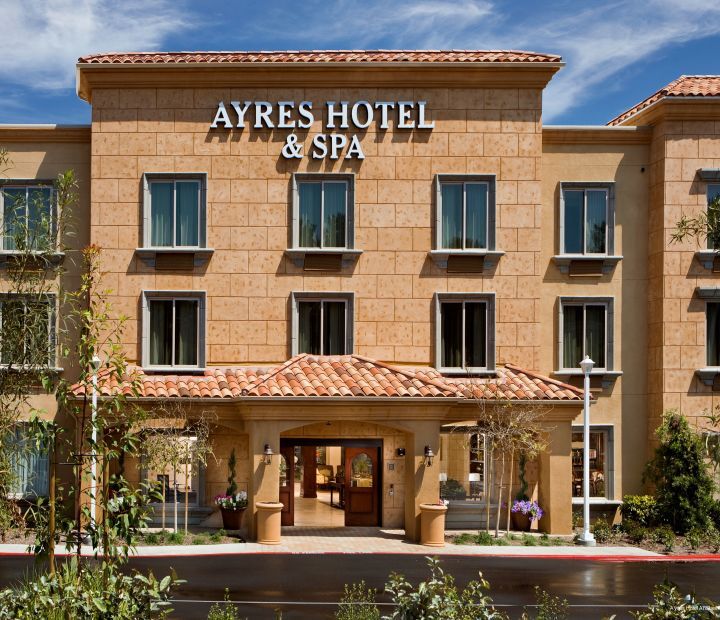 Фото Ayres Hotel Anaheim