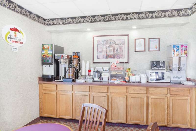 Фото Super 8 by Wyndham Monticello