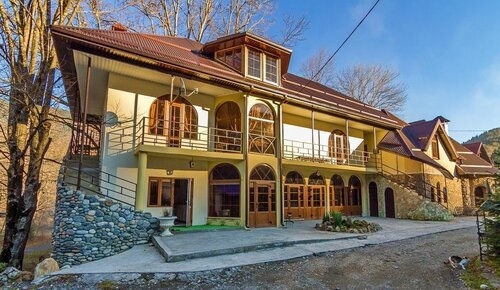 Гостиница Эдем в Гузерипле