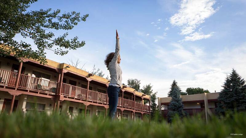 Фото El Pueblo Lodge
