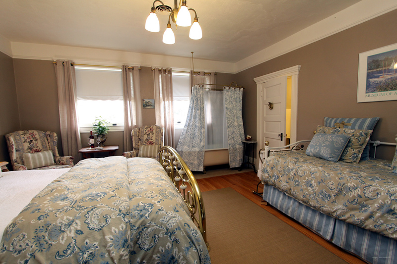 Фото Kelley & Young Wine Garden Inn