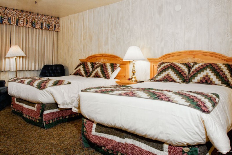 Фото Historic Streetcar Inn