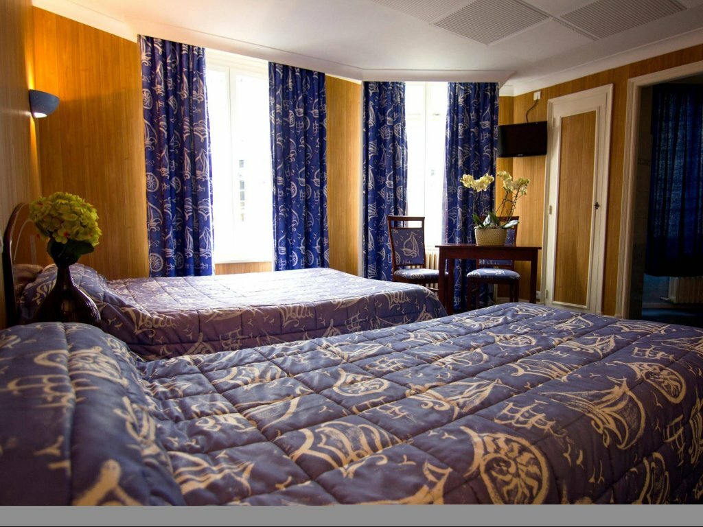 Hotel Hôtel du Commerce, Cote d’Armor, photo