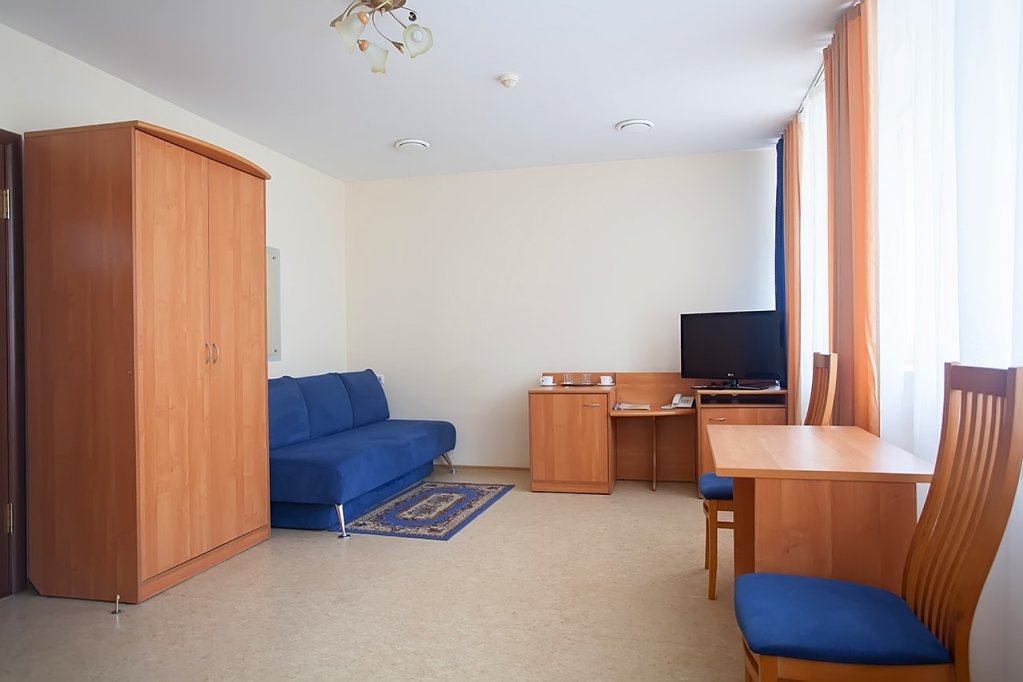 Фото Петровский