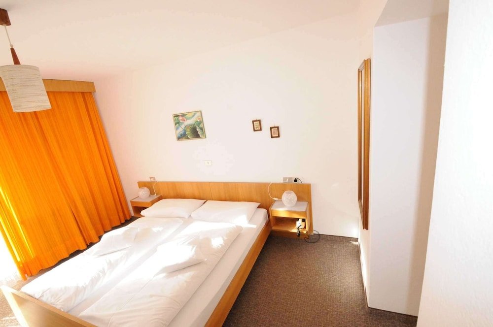 Фото Hotel Tabladel