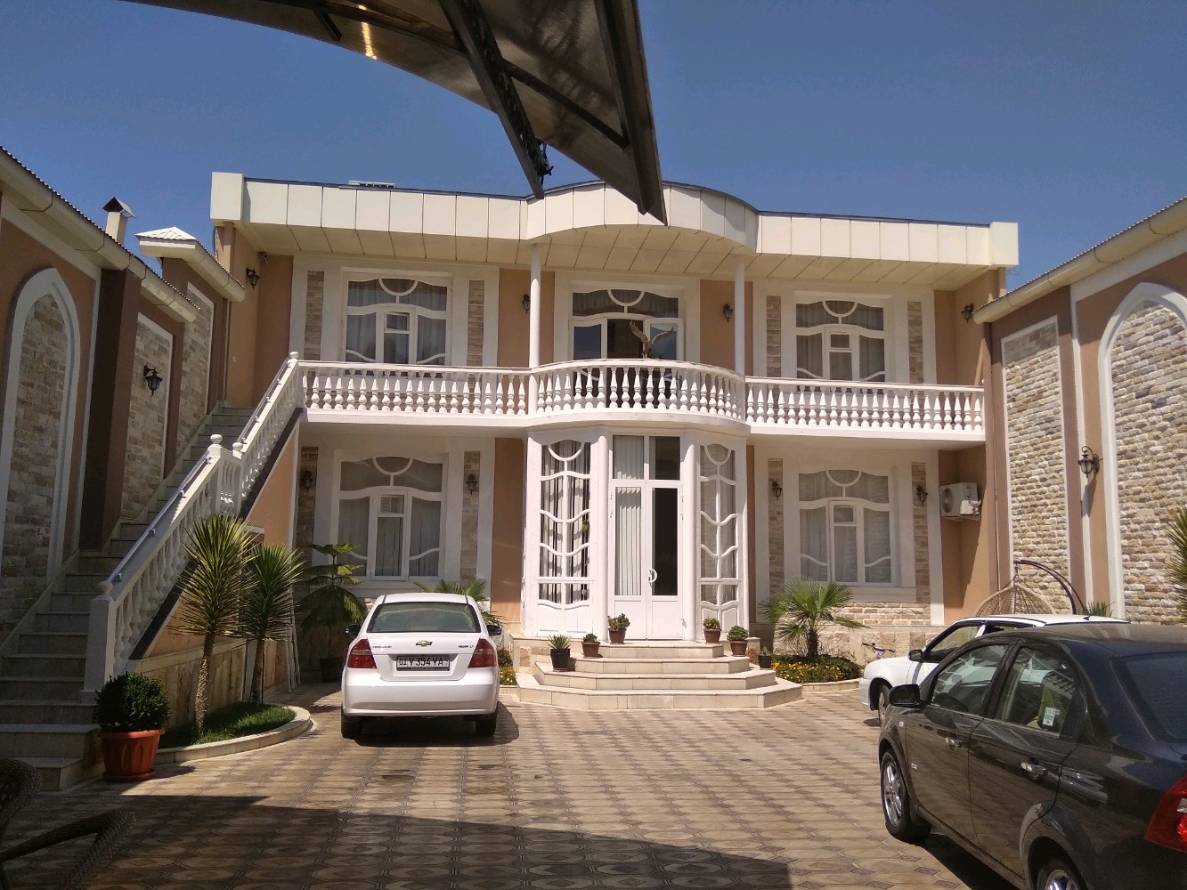 Hovli uylar