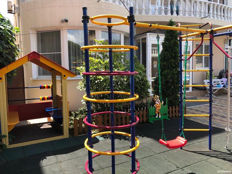 Фото Дженифер