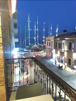 Chios City Inn