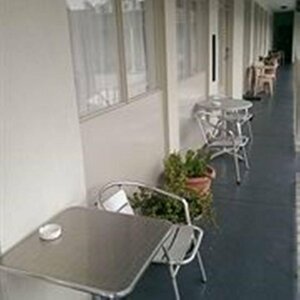 Гостиница Baileys Parkside Motel by VetroBlu