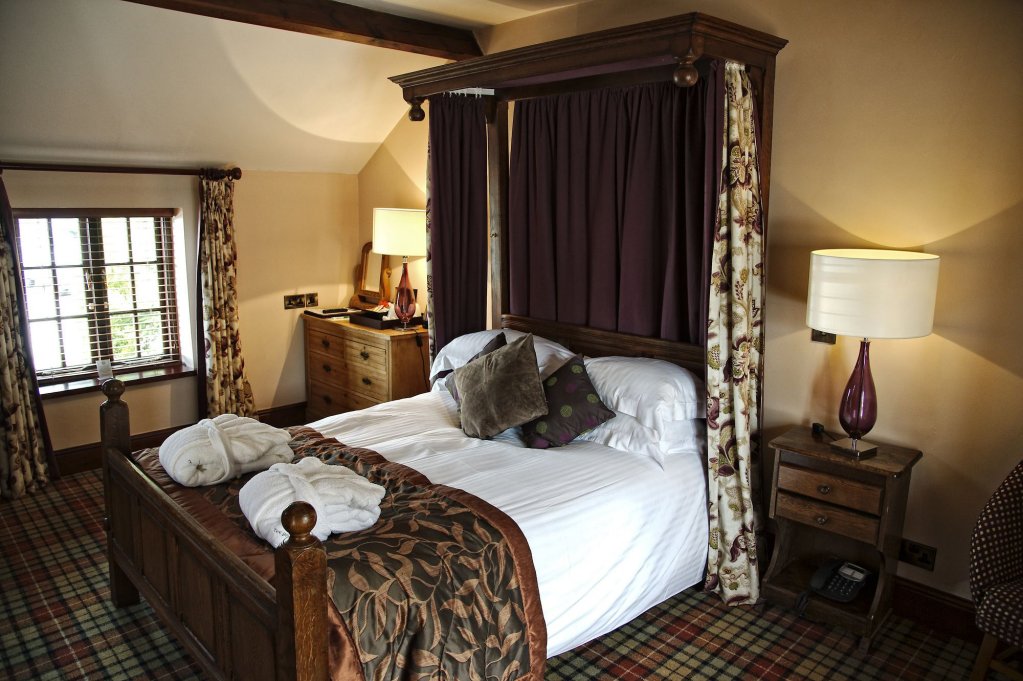 Фото The Pheasant Inn