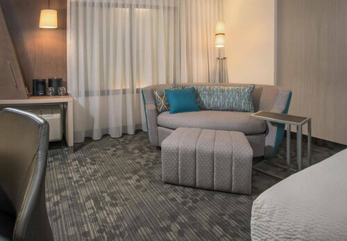 Гостиница Courtyard by Marriott Fayetteville Fort Bragg/Spring Lake в Спринг Лейк