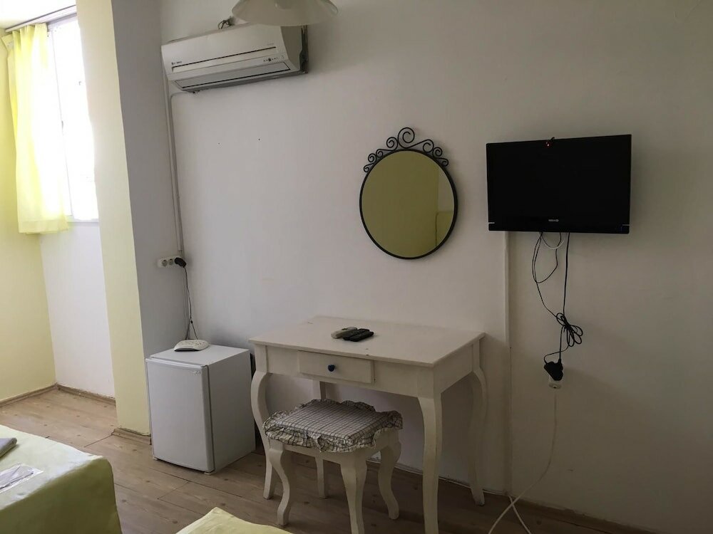 Alaçatı Sakız Ev Otel, otel, Tokoğlu Mah., Uğur Mumcu Cad., No22