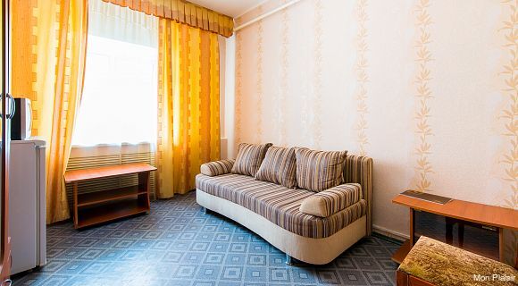 Фото отеля 2