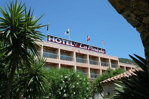 Гостиница Hôtel La Pinède