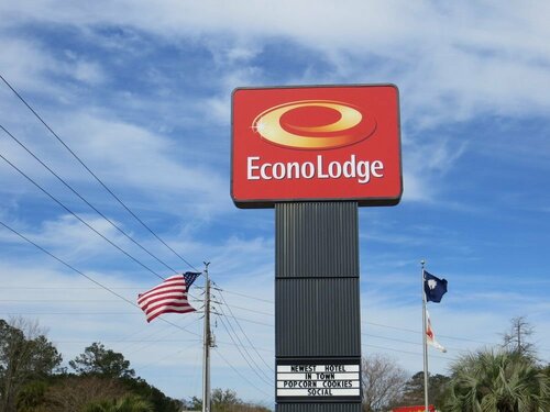 Гостиница Econo Lodge Inn & Suites Hardeeville I-95