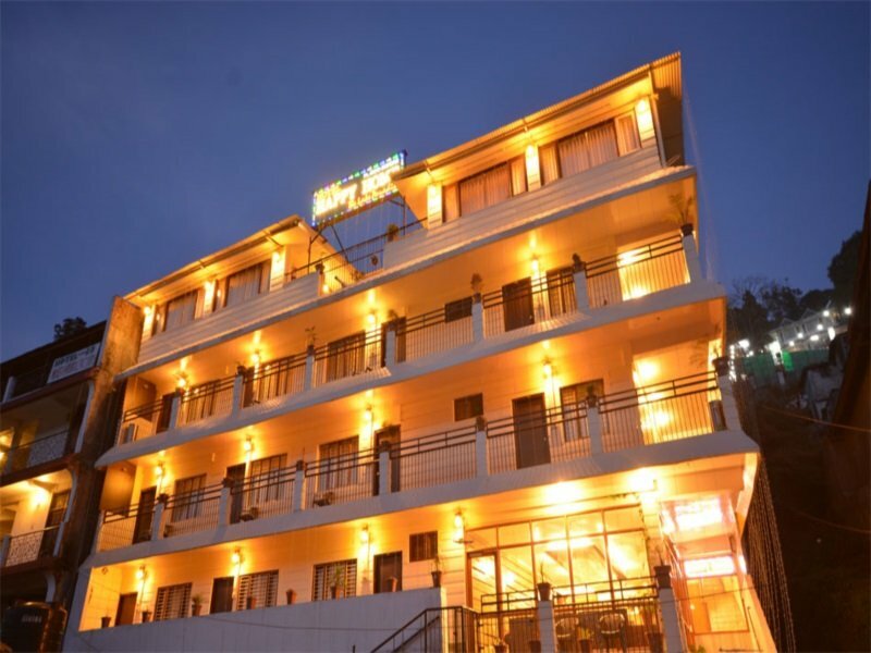Гостиница Hotel Happy Home The Lake Paradise