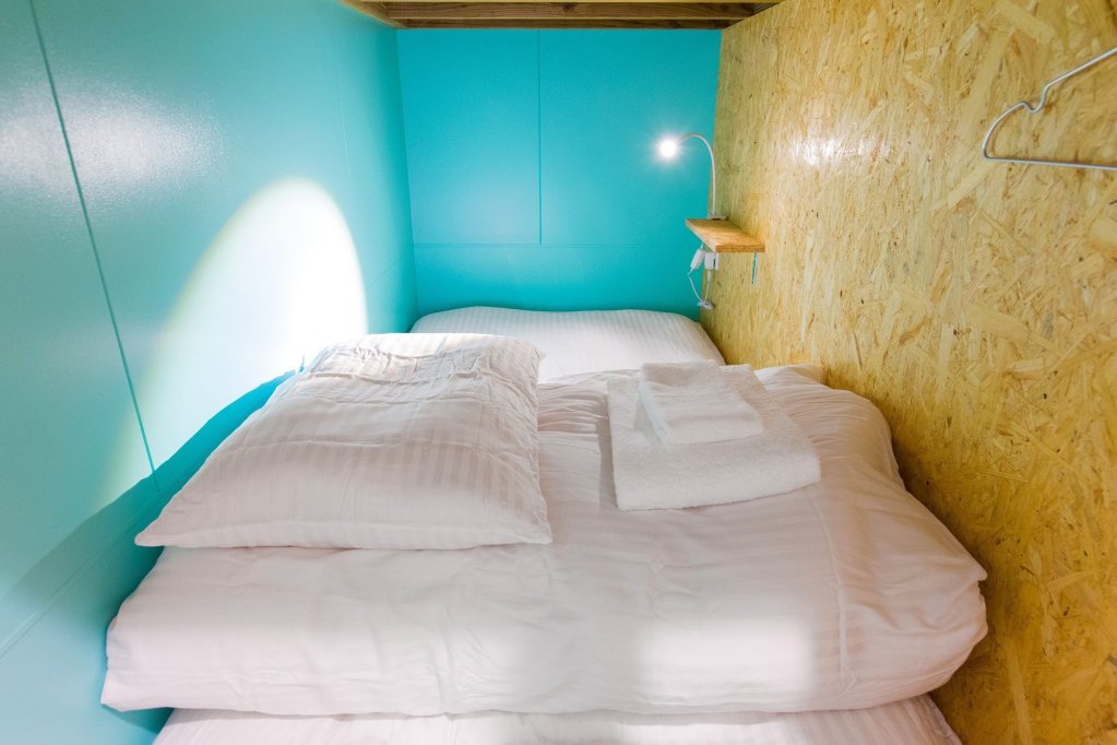 Фото Seawall Hostel