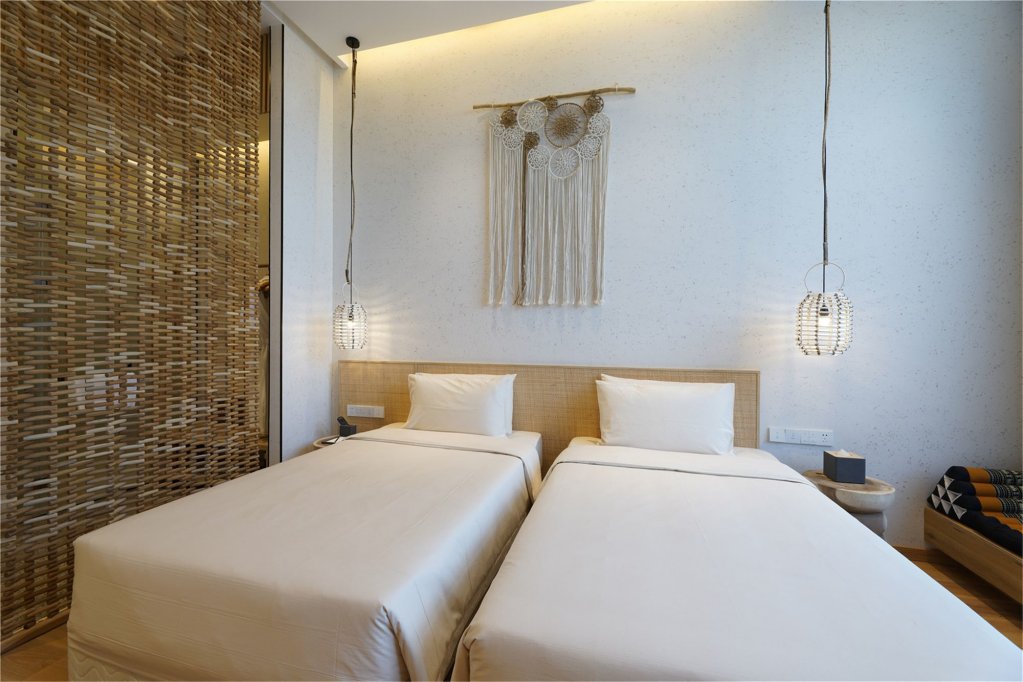 Фото Moonlo Hotel