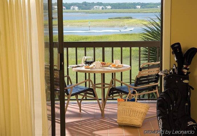 Фото Marriott's Harbour Point and Sunset Pointe at Shelter Cove