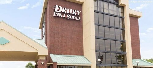 Гостиница Plaza Inn Springfield в Спрингфилде