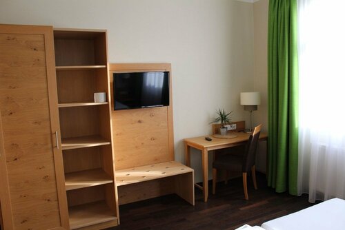 Гостиница Hotel Brauereigasthof Amberger
